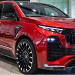 2026款丰田Sienna混动MPV,红色车身,家用七座商务车型
