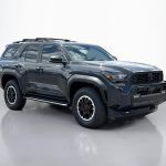 2026款丰田4Runner TRD越野SUV，深灰色车身，全新换代车型